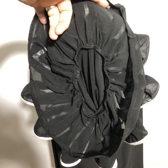 Ali Miles Blouse Womens Large Black White Ruffle Cuff Tunic Bell Sleeve Artsy - Picture 13 of 15